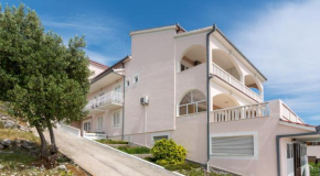 Apartments with a parking space Seget Vranjica, Trogir - 12499